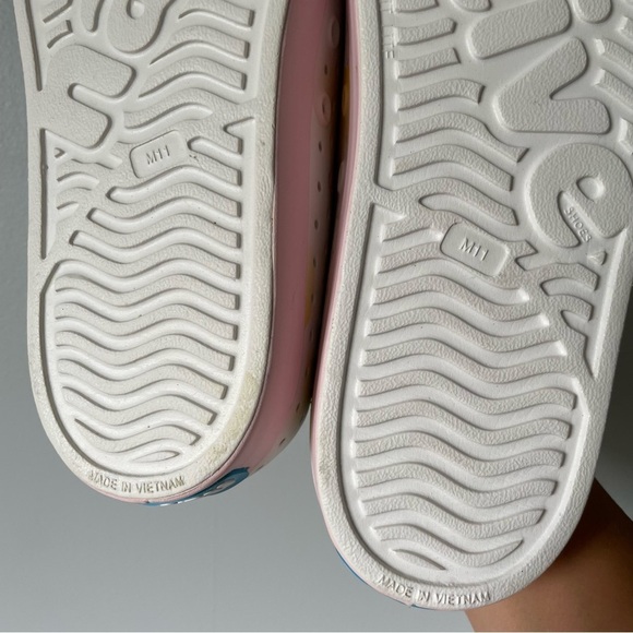 Native Shoes Jefferson Print in Shell White and Milk Pink Size 11 - Picture 8 of 9